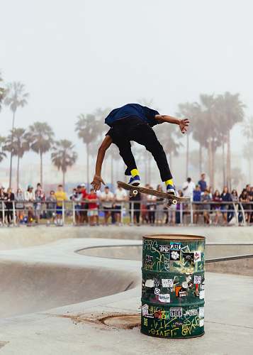 los angeles person playing skateboard park